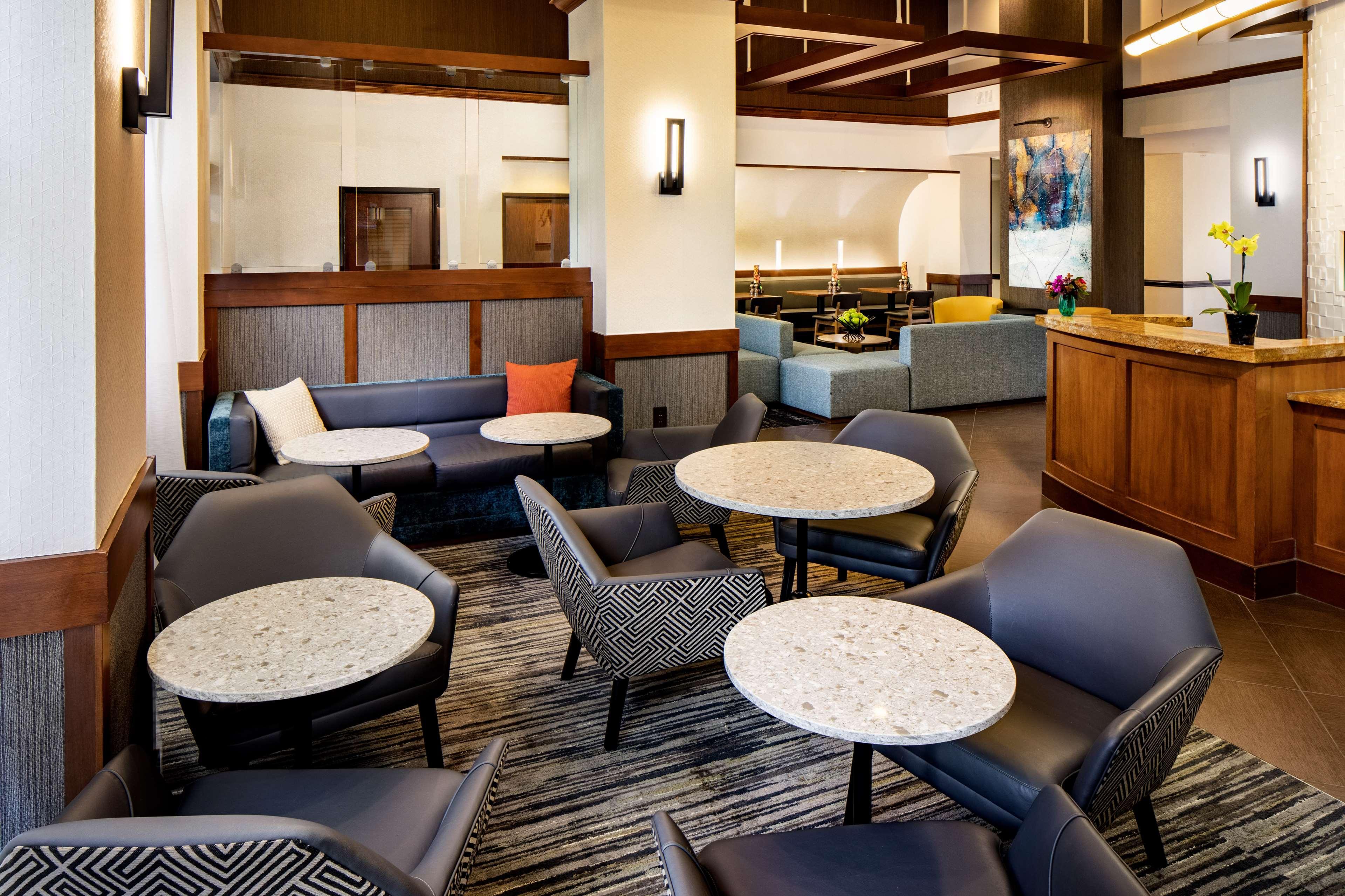 Hyatt Place Atlanta Alpharetta North Point Mall Bagian luar foto