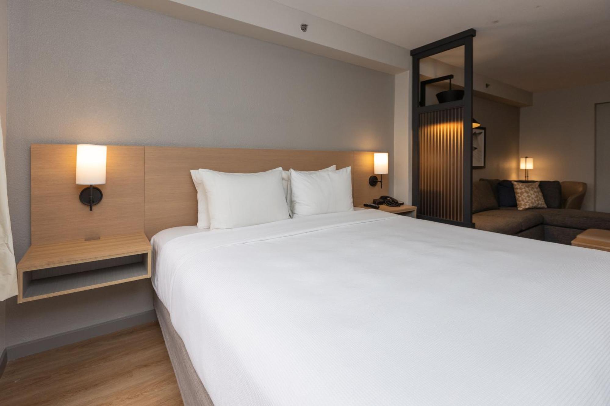 Hyatt Place Atlanta Alpharetta North Point Mall Bagian luar foto