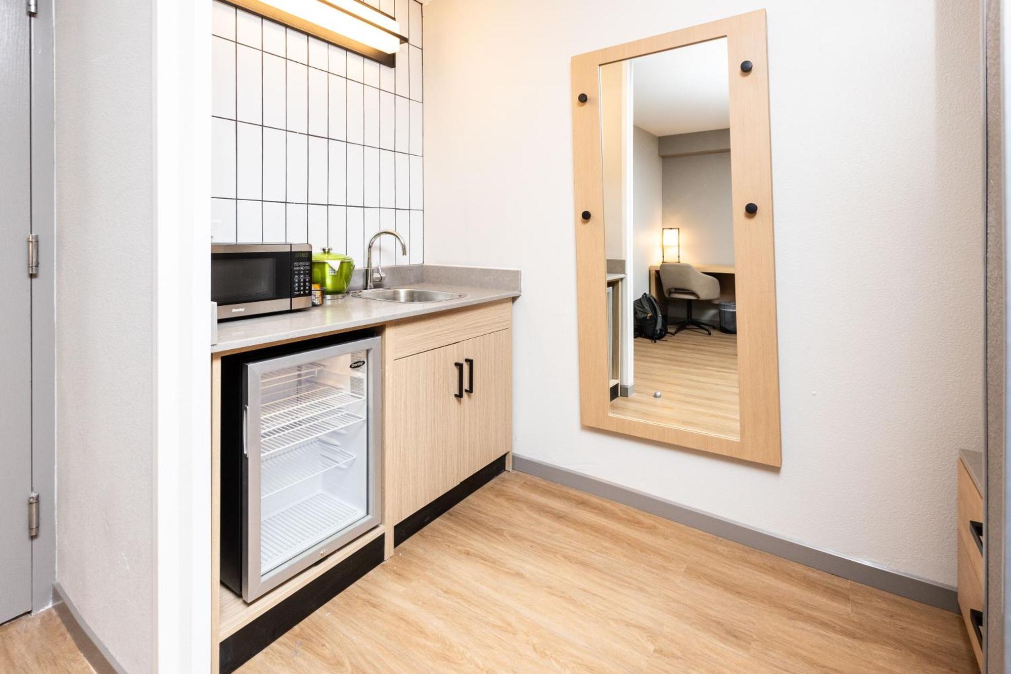 Hyatt Place Atlanta Alpharetta North Point Mall Bagian luar foto