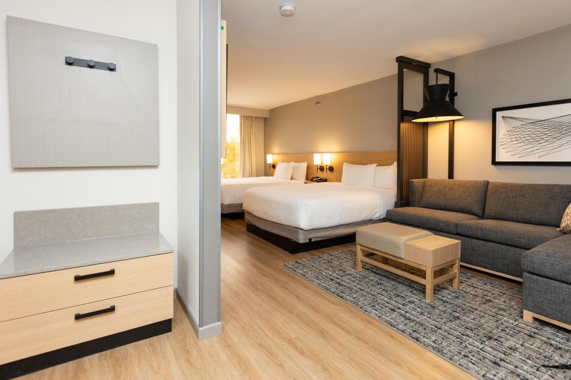 Hyatt Place Atlanta Alpharetta North Point Mall Bagian luar foto