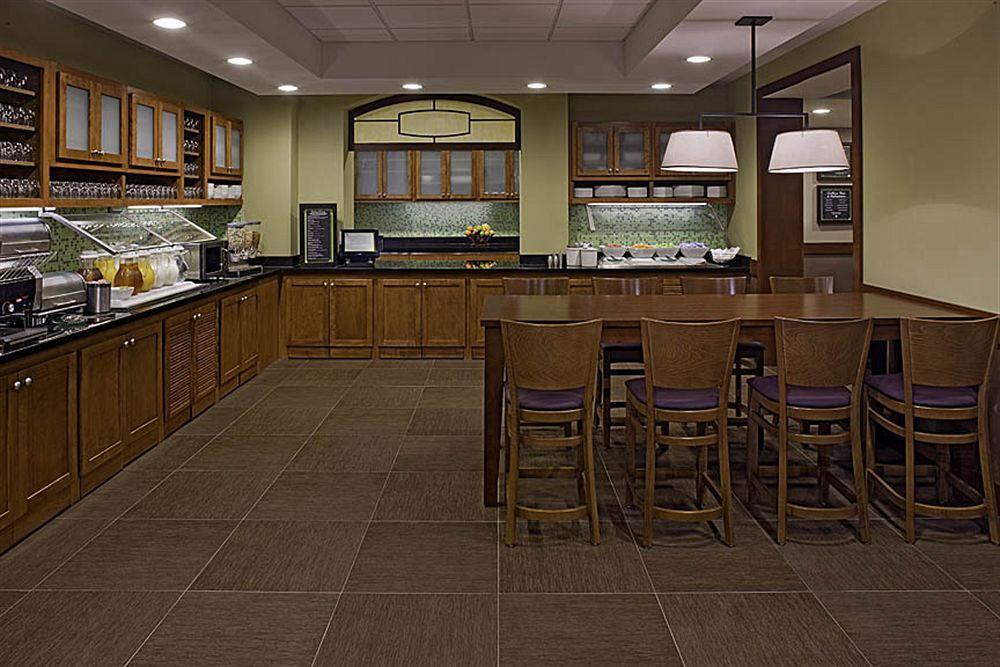 Hyatt Place Atlanta Alpharetta North Point Mall Restoran foto
